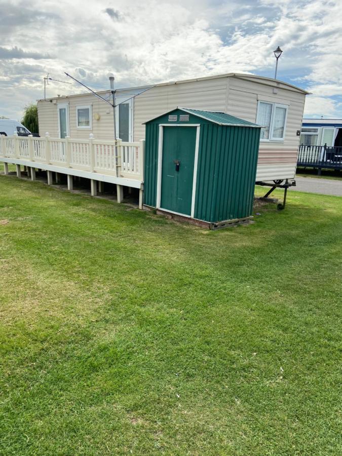I13 The Chase Caravan Park Ingoldmells Eksteriør billede
